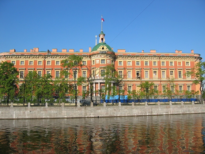 10 Engineer's (Mikhaylovskiy) Castle.jpg